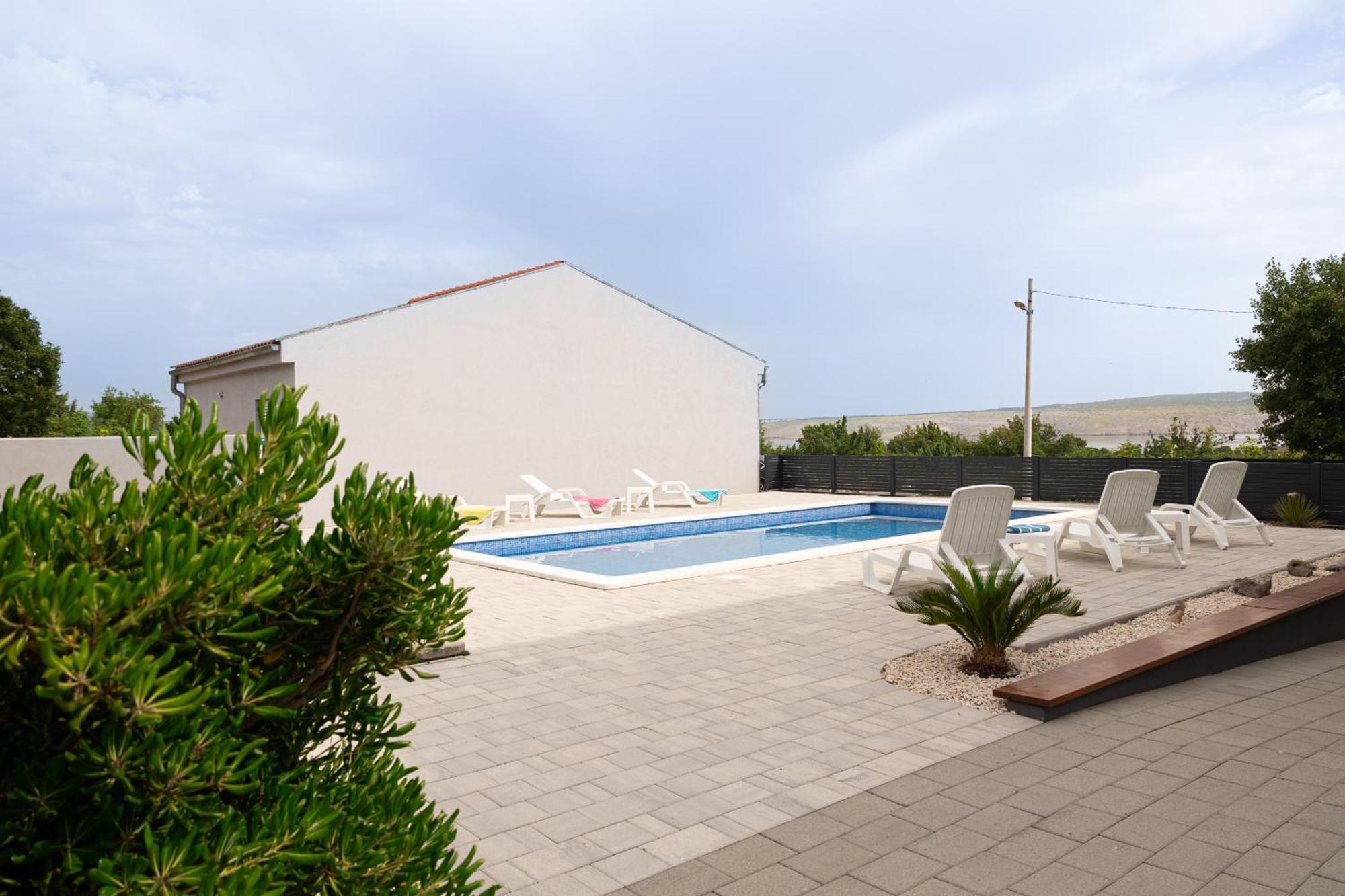 Apartments Zanic With Private Swimming Pool And Sea View Starigrad Paklenica Exteriér fotografie