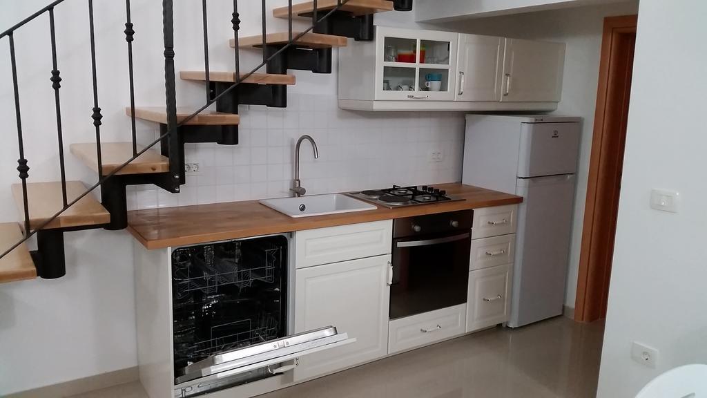 Apartments Zanic With Private Swimming Pool And Sea View Starigrad Paklenica Exteriér fotografie