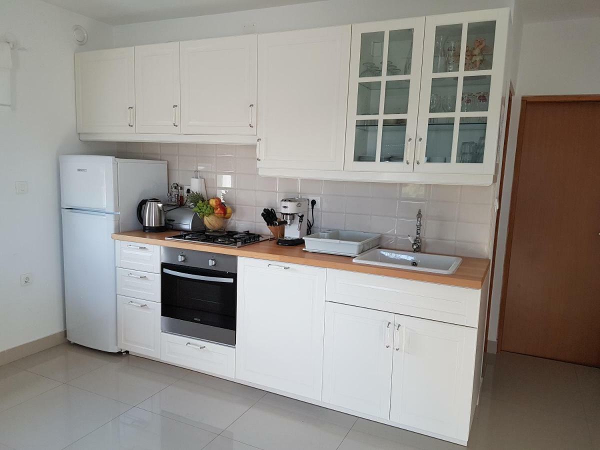 Apartments Zanic With Private Swimming Pool And Sea View Starigrad Paklenica Exteriér fotografie