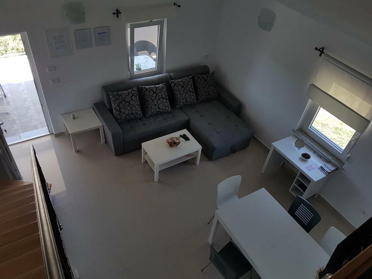 Apartments Zanic With Private Swimming Pool And Sea View Starigrad Paklenica Exteriér fotografie