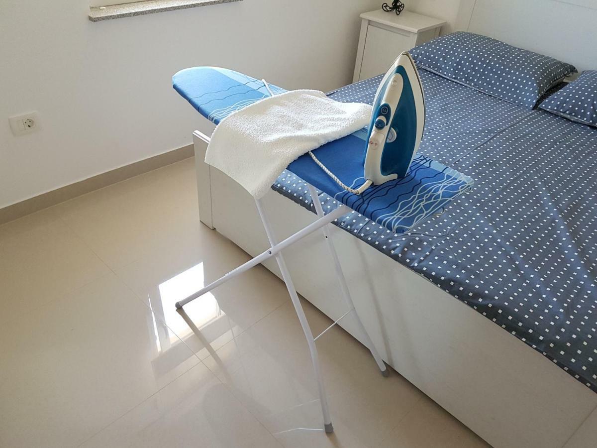 Apartments Zanic With Private Swimming Pool And Sea View Starigrad Paklenica Exteriér fotografie