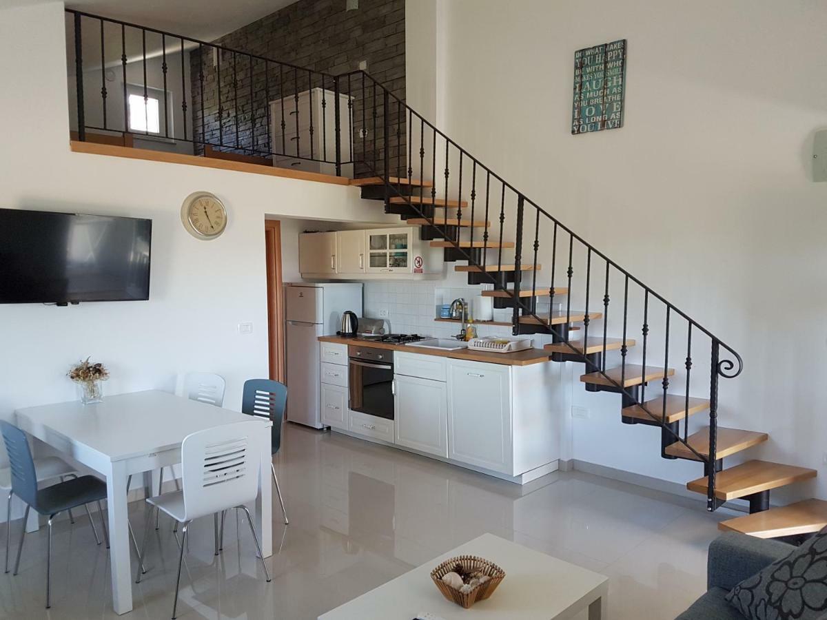 Apartments Zanic With Private Swimming Pool And Sea View Starigrad Paklenica Exteriér fotografie